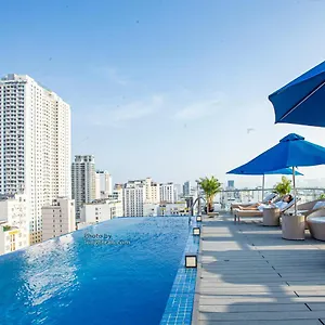 Hotel Grand Ocean Luxury Boutique - Infinity Rooftop Pool, Đà Nẵng